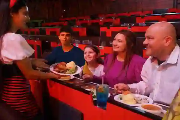 mesas en pirate dinner adventure Disney World orlando