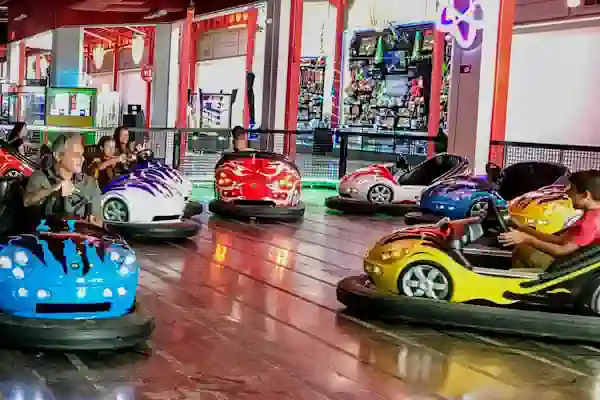 bumper car dezerland park orlando