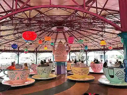 Mad tea party atraccion magic kingdom orlando