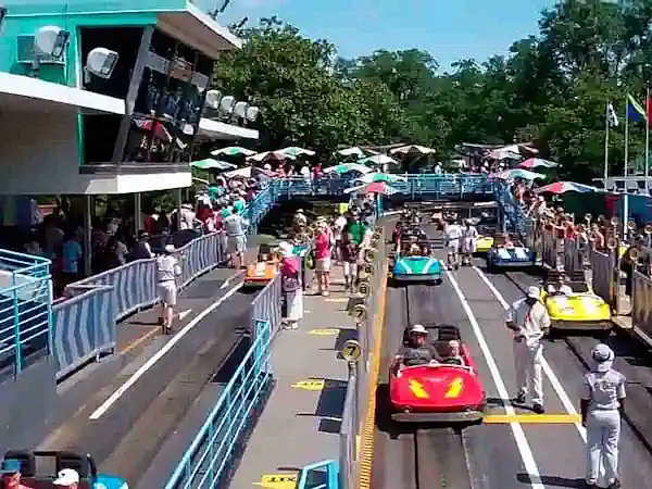 tomorrowland speedway atraccion magic kingdom orlando